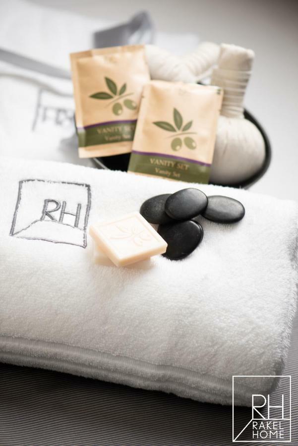 B&B Rakel Home 밀라초 외부 사진